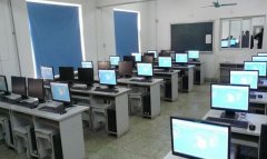 南京北大青鸟教学机房组装电脑案例